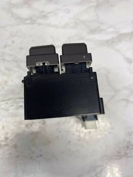 2017 TO 20 HYUNDAI ELANTRA MASTER SWITCH FRONT DRIVER SIDE DOOR SED OEM 93570F21004X