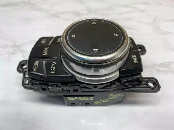 BMW 640I 2016 - RADIO AM FM - INTERRUPTOR TÁCTIL - CONTROLADOR - CONJUNTO OEM 6582935073102