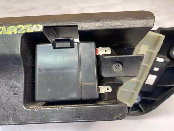 MERCEDES CLA250 2018 - SOPORTE DE BANDEJA DE BATERÍA DELANTERO, CONJUNTO OEM 2465402403