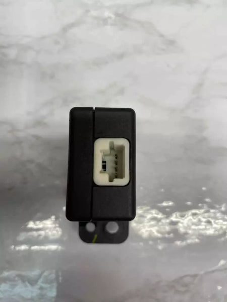 20 21 22 NISSAN SENTRA ADAPTADOR DE CARGA PUERTO TOMA DE CORRIENTE USB OEM CBC0033030010