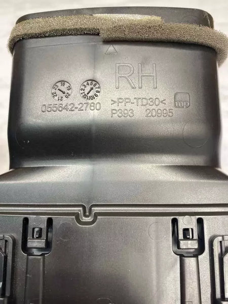 20 21 22 23 TOYOTA COROLLA AC VENT HVAC DASH CENTER CONSOLE VENT ASSY OEM 5567002780
