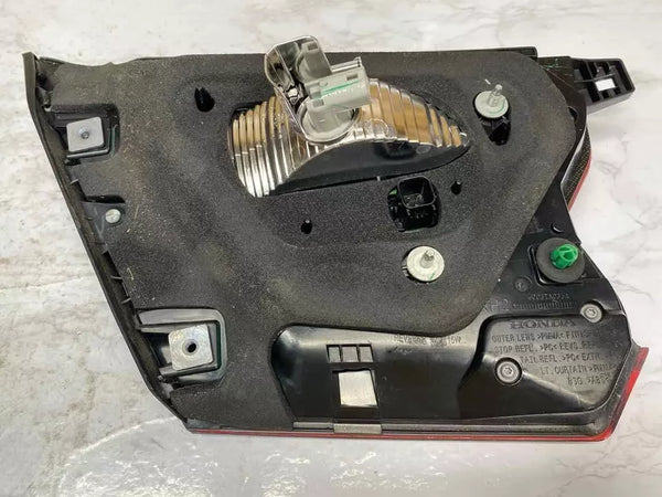 18 19 20 21 22 HONDA ACCORD LUZ TRASERA TURBO MONTADA EN EL LADO DERECHO OEM 34150TVAA01