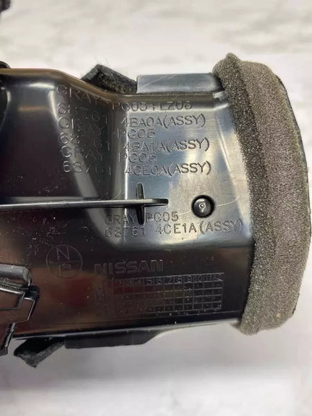 17 18 19 20 21 22 NISSAN ROGUE SPORT VENTILACIÓN DE AIRE ACONDICIONADO HVAC VENTILACIÓN DE CALEFACCIÓN TABLERO LADO IZQUIERDO OEM 687614BA0A