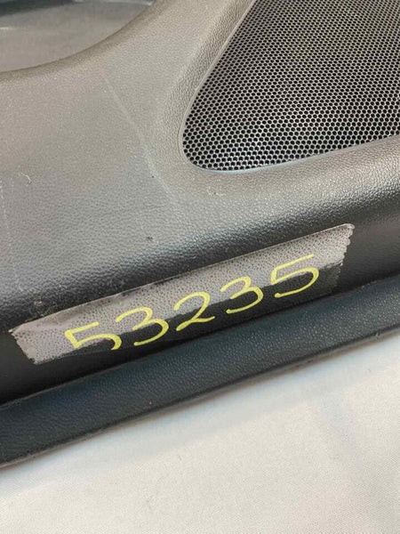 Moldura de panel de puerta trasera izquierda para Chevrolet Traverse 2018-2023, color negro, OEM 84824175 
