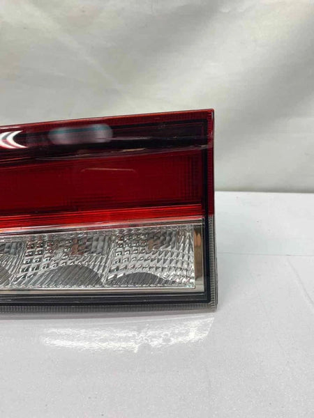 2019 TO 2022 HONDA PILOT TAIL LIGHT RIGHT SIDE LIFTGATE MOUNTED ASSY OEM 34150TG7A11