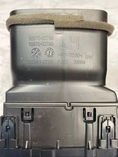 20 21 22 23 TOYOTA COROLLA AC VENT HVAC DASH CENTER CONSOLE VENT ASSY OEM 5567002780