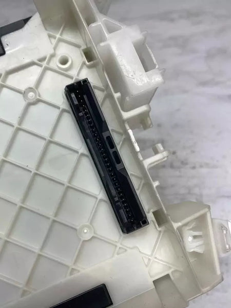 2023 TOYOTA COROLLA CROSS JUNCTION BOX FUSE RELAY BLOCK ASSEMBLY OEM 827300A210