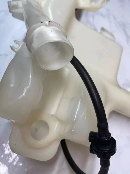 22 23 HONDA CIVIC WASHER BOTTLE W/O SPORT PACKAGE HATCHBACK ASSY OEM 76841T20A01