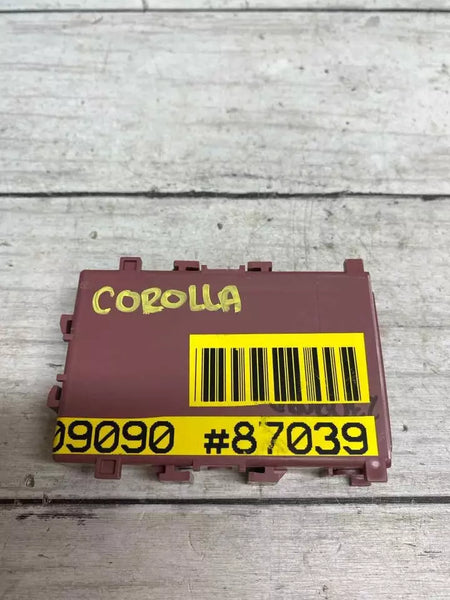 20 21 22 23 TOYOTA COROLLA MÓDULO DE CONTROL DE PUERTA DE ENLACE DE RED SEDÁN OEM 8911112050