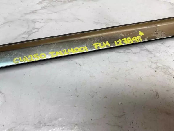 14 15 16 17 18 19 MERCEDES CLA250 MOLDURA DE PUERTA DELANTERA IZQUIERDA LADO DEL CONDUCTOR CONJUNTO OEM 1177250182
