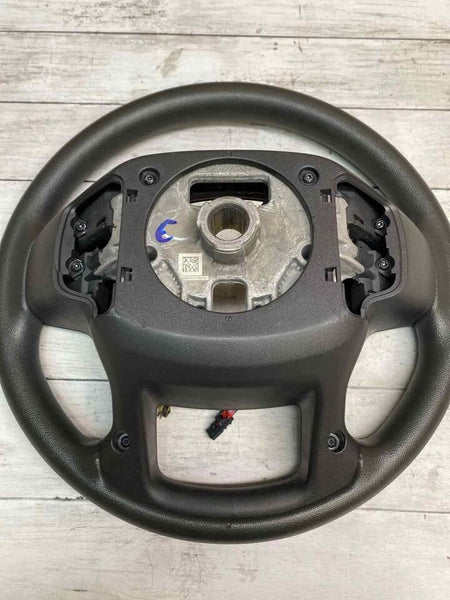 Volante Chevrolet Silverado 19 22 s/ couro c/ controle cruz OEM 84946358