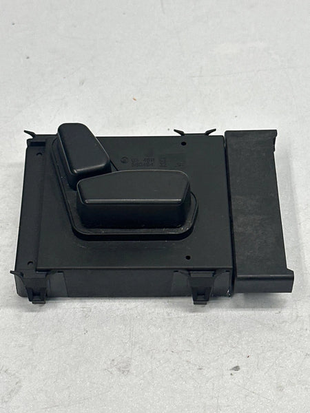 2020 JEEP GRAND CHEROKEE SEAT SWITCH FRONT PASSANGER SIDE ASSEMBLY OEM 560494