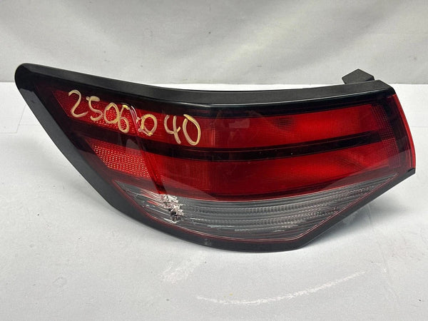 2020 TO 24 NISSAN SENTRA TAIL LIGHT LEFT SIDE QUARTER PANEL ASSY OEM 265556LB0A