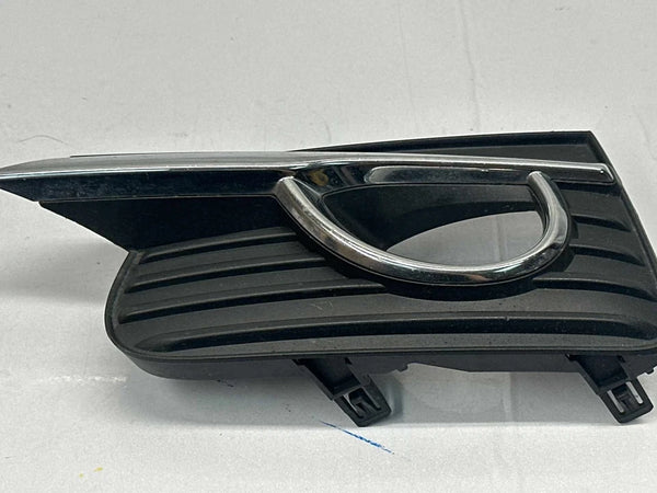 2017 INFINITI Q50 FOG LAMP BEZEL TRIM COVER PANEL LEFT SIDE ASSY OEM 622574GZ04