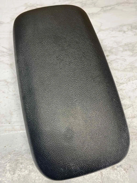 2019 TO 2023 KIA FORTE CENTER CONSOLE ARM REST BLACK ASSEMBLY OEM 84660M7000WK