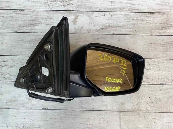 Honda Accord door mirror 13 17 coupe right side white NH788P OEM 76208T3LA21ZE