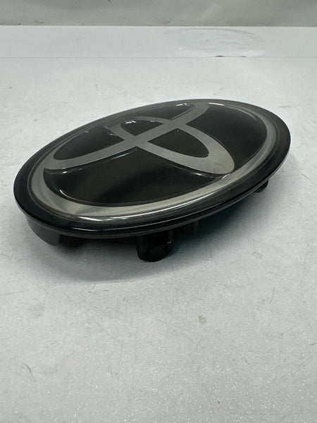 2019 TO 2024 TOYOTA COROLLA FRONT EMBLEM GRILLE ORNAMENT ASSY OEM 9097502124