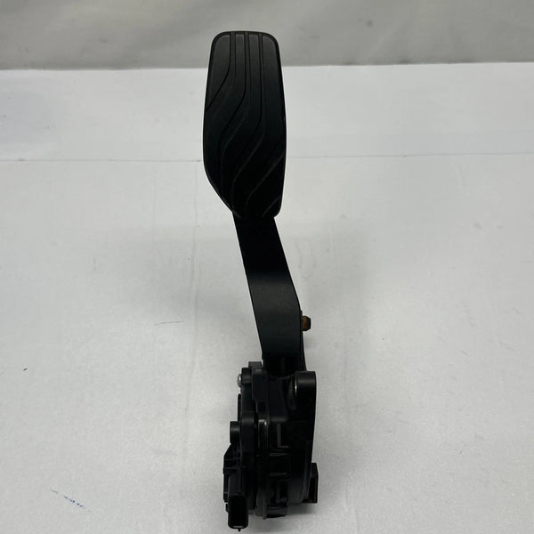 2015 NISSAN ROGUE SPORT ACCELERATOR PEDAL ACCELERATOR PEDAL ASSY OEM 180024BA0A