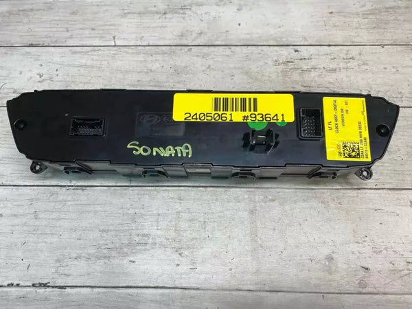 Hyundai Sonata radio am fm 18 to 19 radio control panel us built OEM 94510C2AA0