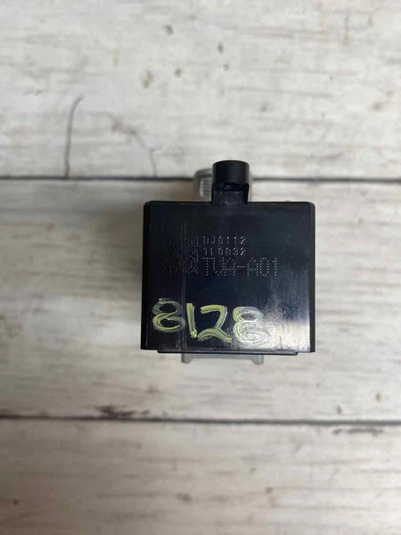 2019 HONDA ACCORD WINDOW SWITCH REAR RIGHT SIDE OR LEFT SIDE ASSEMBLY OEM M74074