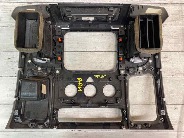 Moldura de acabamento de rádio DODGE RAM 2016 a 2019 PICKUP SÉRIE 1500 OEM TELA DE 8"