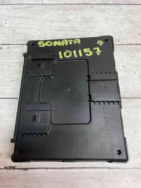 2018 2019 HYUNDAI SONATA BODY CONTROL BCM CONTROL MODULE UNIT OEM 95400C2700