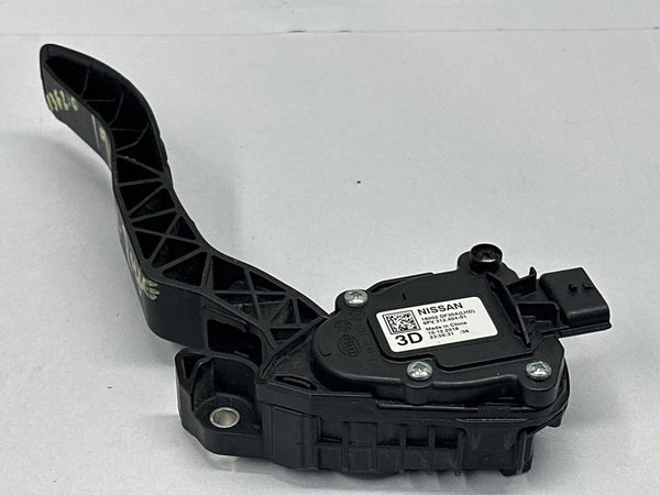 2019 NISSAN ROGUE SPORT ACCELERATOR PEDAL PEDAL ASSEMBLY 2.0L OEM 18002DF30A