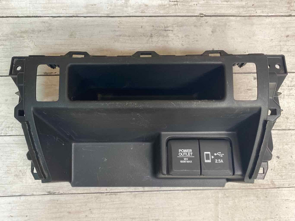 HONDA PILOT 2020 2021 POWER OUTLET & USB PORT TRIM PANEL ASSY OEM 77290TG7A1