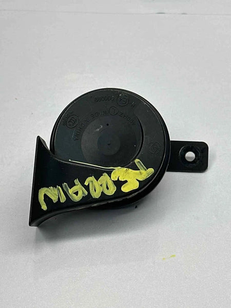 2010 TO 2017 GMC TERRAIN LOW HORN LOW NOTE TONE SIREN PITCH ASSY OEM 23303429