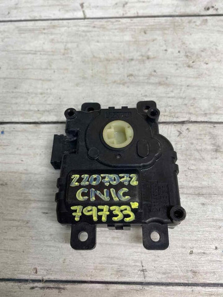 MOTOR ACTUADOR SRVO DE VENTILACIÓN DE CALEFACCIÓN Y AIRE ACONDICIONADO HONDA CIVIC 2022 OEM AA1138004040