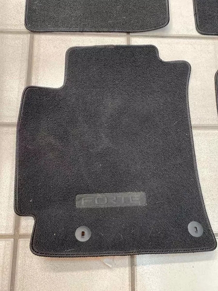 19 20 21 22 23 24 KIA FORTE FLOOR MATS FLOOR MATS COMPLETE SET OF 4 BLACK OEM