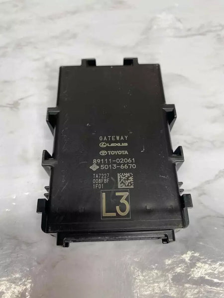 20 21 22 TOYOTA CHR CONJUNTO DE UNIDAD DE MÓDULO DE CONTROL DE PUERTA DE ENLACE DE RED OEM 8911102061