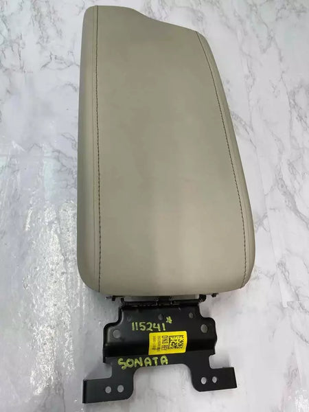 20 21 22 23 HYUNDAI SONATA CENTER CONSOLE ARM REST GRAY LEATHER ASSY OEM 84660L1000YTH