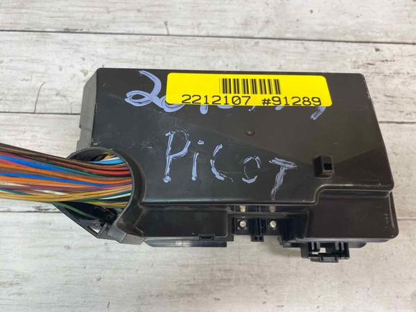 Caja de fusibles del motor Honda Pilot 21 a 22 Touring, tracción delantera, mercado estadounidense, OEM 32100TG8AF0