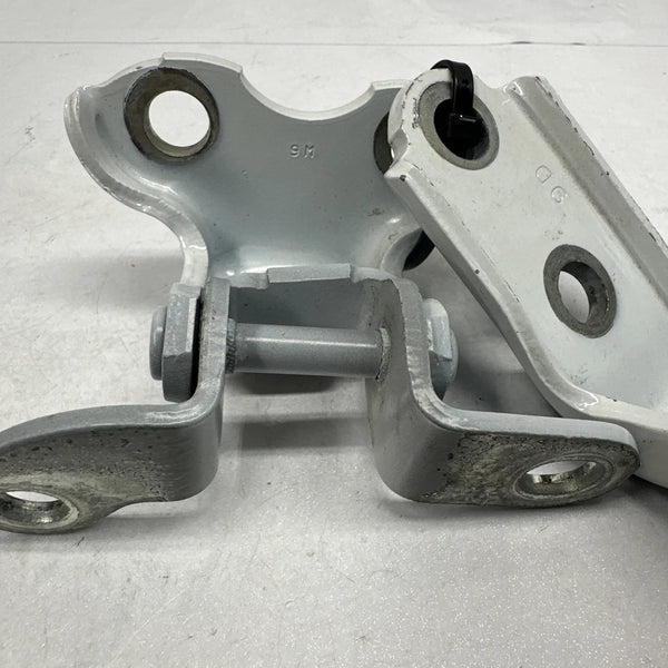 2023 TOYOTA COROLLA DOOR HINGE REAR RIGHT SIDE 089 WHITE WIND CHILL PEARL TRICOAT