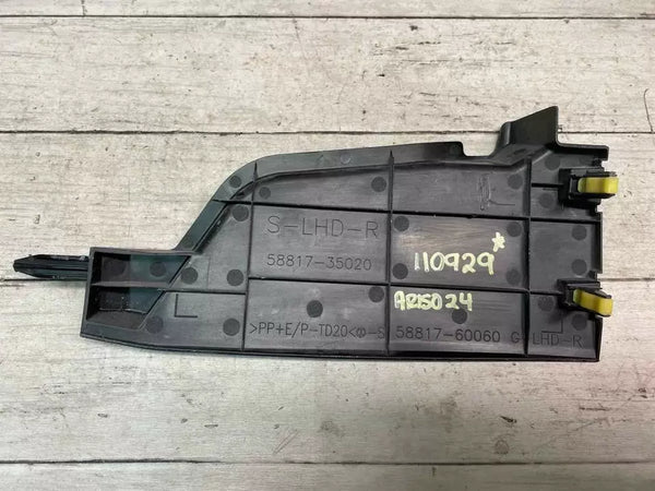 2017 TOYOTA 4RUNNER CENTRAL CONSOLE GUARNIÇÃO DA TAMPA DO PAINEL LADO DIREITO OEM 5881760060