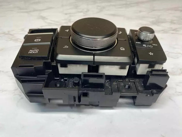 20 21 22 23 MAZDA CX-30 RADIO AM FM CONTROLADOR DE RADIO MONTADO EN EL TABLERO OEM BDGF66CM0B