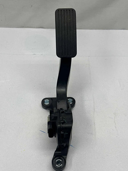 2025 KIA K4 ACCELERATOR PEDAL ACCELERATOR PEDAL ASSEMBLY OEM 351902J100 2.0L