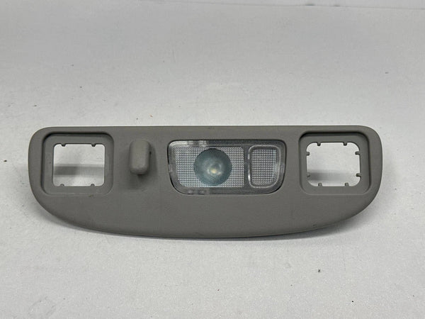 2018 TO 2023 CHEVY EQUINOX OVERHEAD CONSOLE REAR RIGHT ROOF DOME LIGHT LAMP 84260155