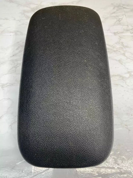 19 20 21 22 23 KIA FORTE ARM REST CENTER CONSOLE W/O SLIDING BLACK ASSY OEM 84660M7000WK