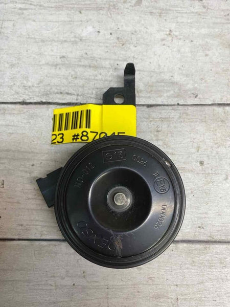 Toyota 4Runner horn 2012 to 2023 anti theft alarm siren assy OEM 8656060020