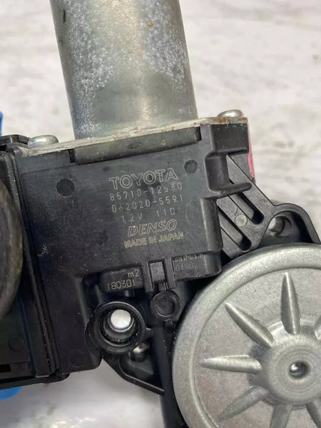 20 21 22 23 TOYOTA COROLLA MOTOR DE VENTANILLA DELANTERO DERECHO LADO DEL PASAJERO CONJUNTO OEM 8571012530