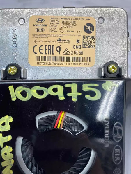 20 21 22 23 HYUNDAI SONATA UNIDAD DE MÓDULO DE CONTROL DE CARGADOR INALÁMBRICO OEM 95560L0000
