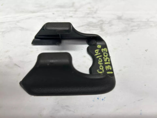 2020 21 22 23 TOYOTA COROLLA ASIENTO DELANTERO LADO IZQUIERDO TAPA DEL EXTREMO DE LA VÍA DELANTERA INTERIOR 7212347060