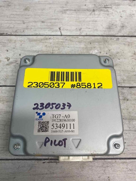 Honda Pilot voltage stabilization control module 2016 to 2022 OEM 31600TG7A01