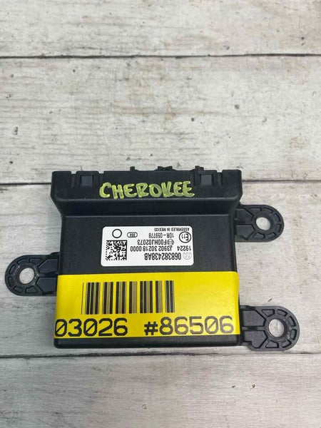 Jeep Cherokee engine ignition 2019 control module assy OEM 068382438AB