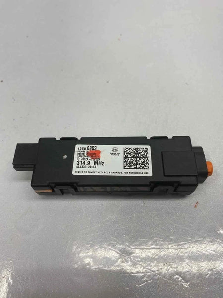 2020 GMC YUKON KEYLESS ENTRY CONTROL MODULE UNIT SENSOR ASSEMBLY OEM 13586853