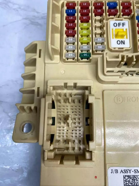 16 17 18 KIA OPTIMA CAJA DE CONEXIONES INTERIOR FUSIBLE RELÉ BLOQUE CAJA CONJUNTO OEM 91950D4410