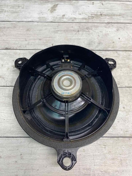 Toyota Corolla speaker 20 23 rear right side radio tweeter assy OEM 8616002B40