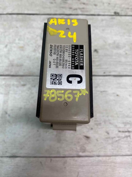 Toyota 4Runner turn signal control module 2017 flasher relay OEM 8198060160